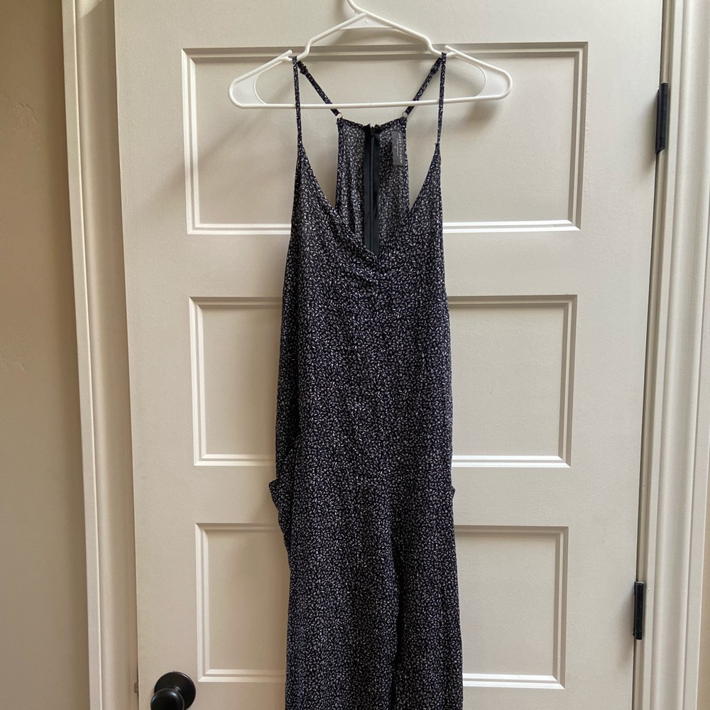 Dress forum jumper with pockets